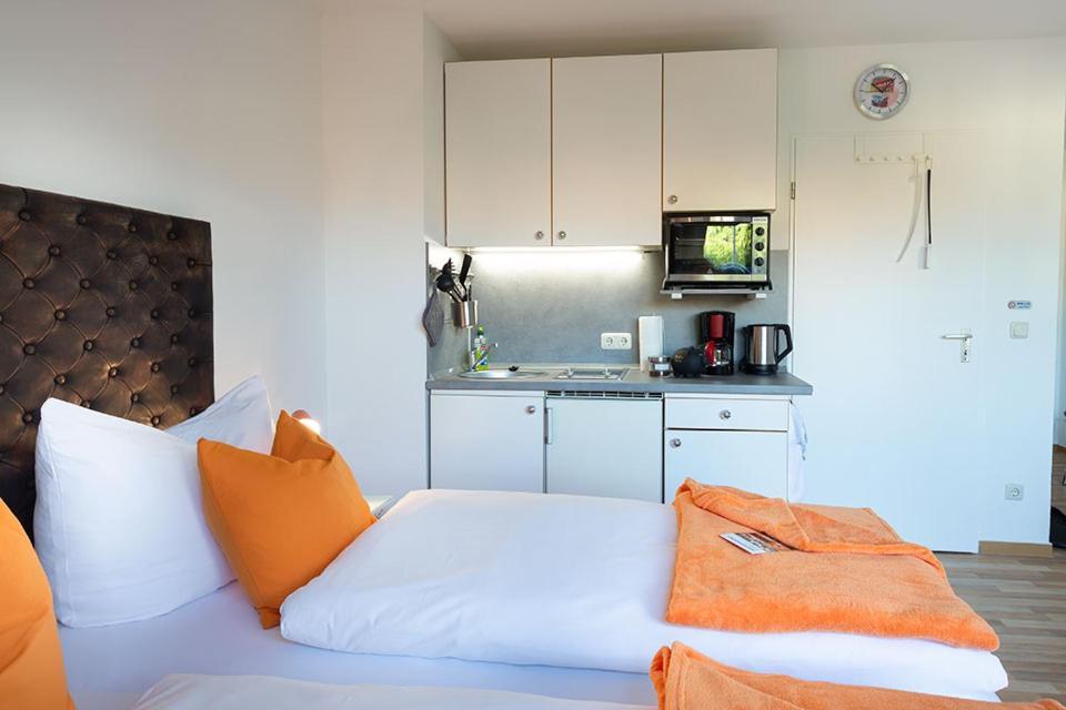 H&H Apartments Im Herzen Der Stadt Super Zentral Ruhig Mit Kochnischen Balkon Oder Empore Greifswald Exterior foto